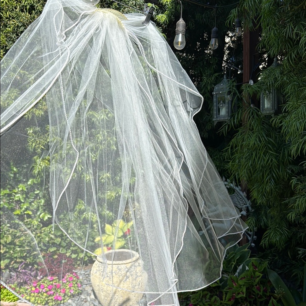 Wedding WhiteBridal  veil